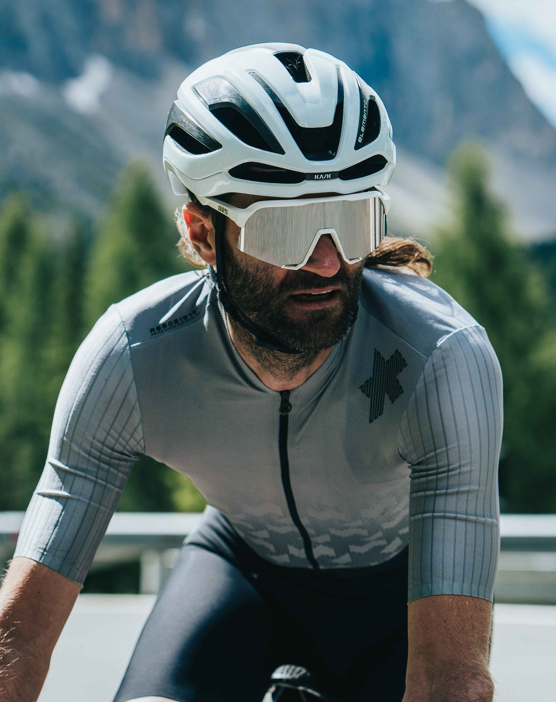 Kask Elemento Helmet in White
