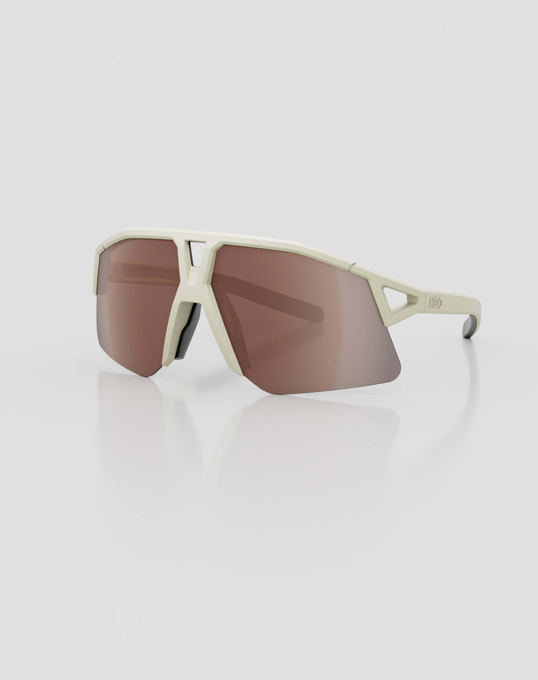 Koo Hype in Almond White Matt / Brown
